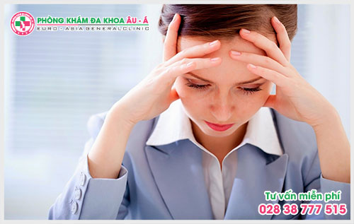  Dấu hiệu, đặc điểm nguyên nhân bệnh chàm khô ở môi